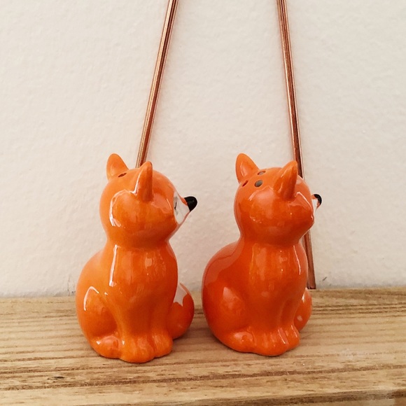 Fox Salt and Pepper Shaker Set - Picture 5 of 5
